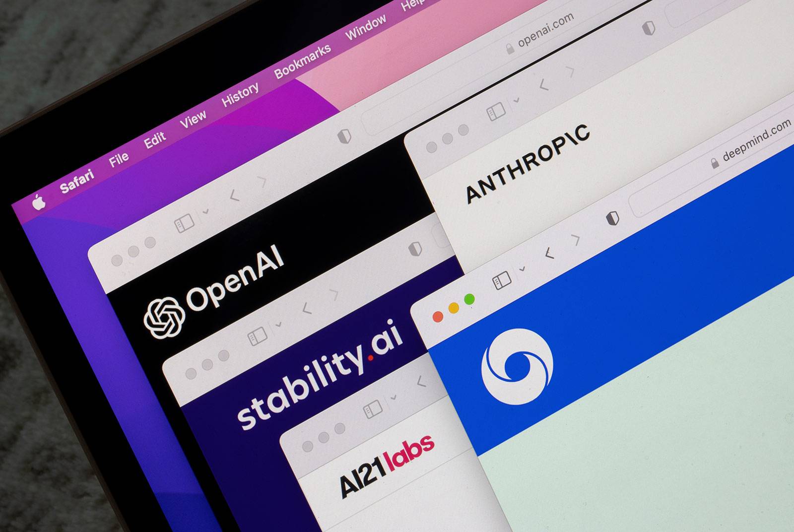JPMorgan Adds Private Firms to Research Starting With OpenAI